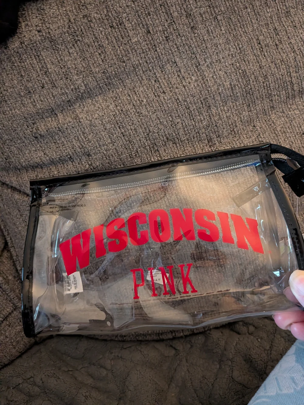 PINK Victoria's Secret Red & White Athletic Crew Socks Set And Makeup Bag New - Picture 4 of 7
